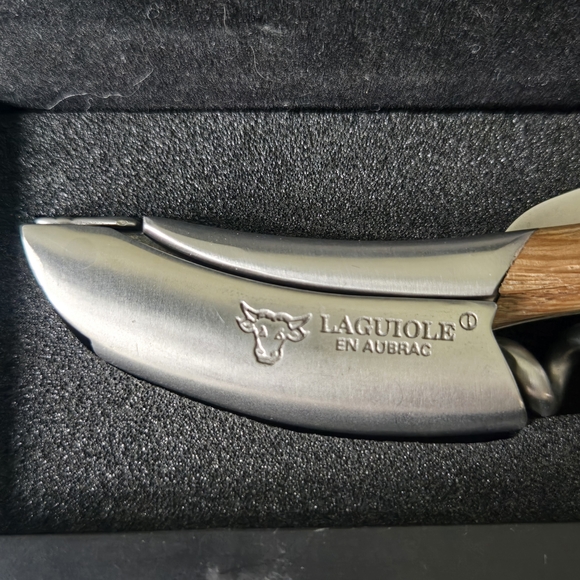 Laguiole Sommelier Corkscrew - Picture 3 of 16